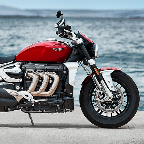 Triumph Rocket 3: Muscled Roadster