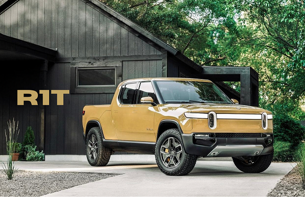 Rivian Launches Dual Motor R1S and R1T 