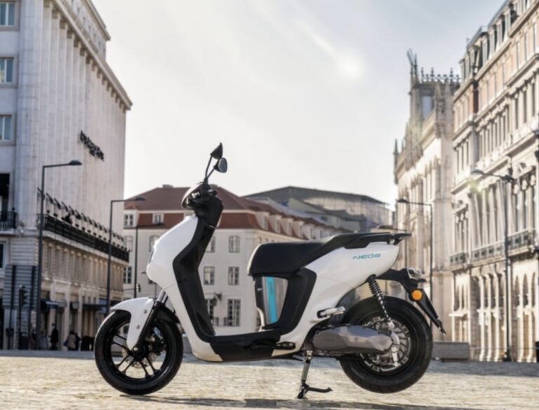 Yamaha Neo Scooter  